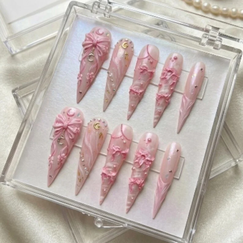 press on nail tips, coquette princesscore nails, press on nails, custom press on nails, fake nails, Nails Art, stained glass nails, gold press on nails, 3d press on nails, luxury press on nails, handmade press on nails