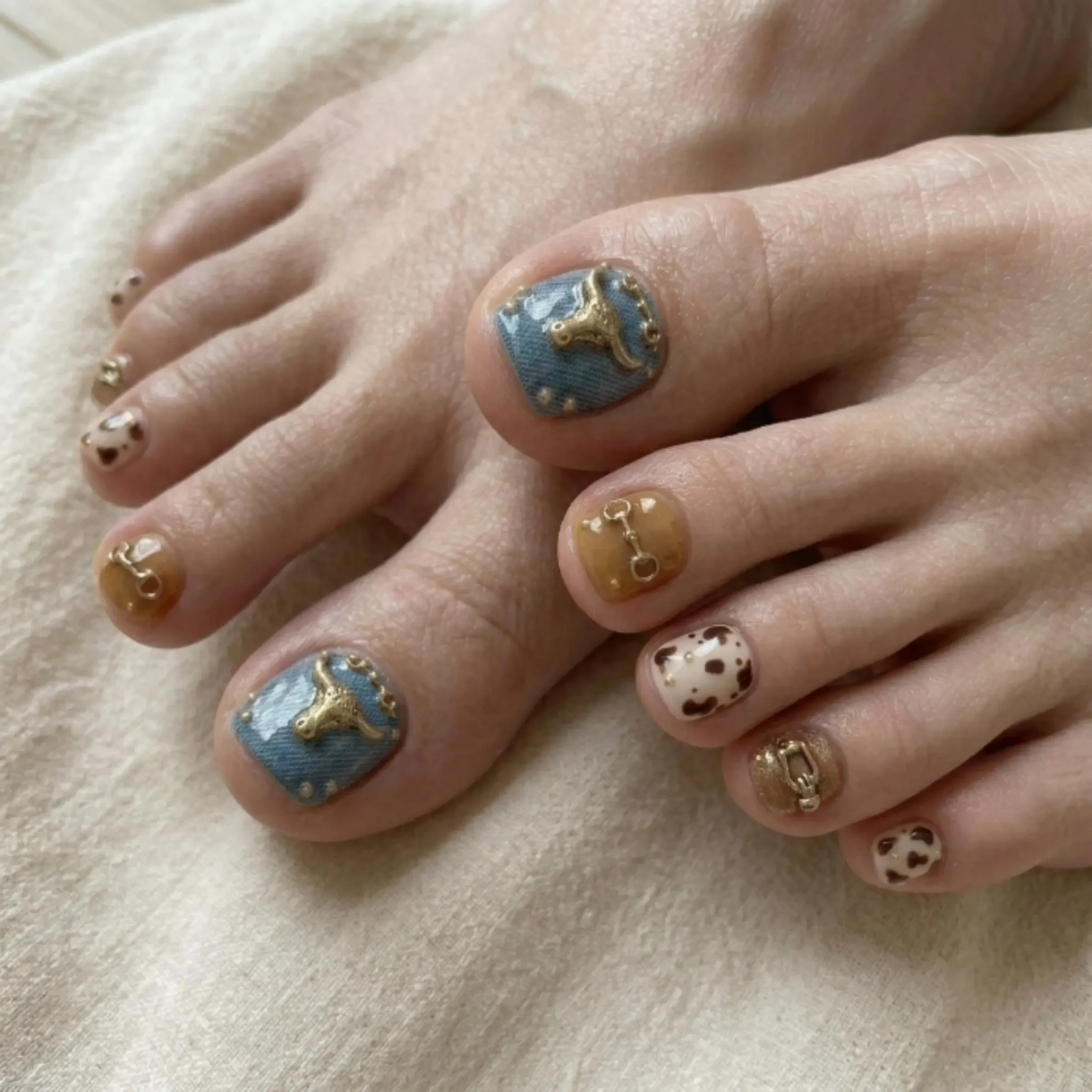press on toes, coastal cowgirl, press on nails, custom press on nails, fake nails, Nails Art, stained glass nails, gold press on nails, 3d press on nails, luxury press on nails, handmade press on nails