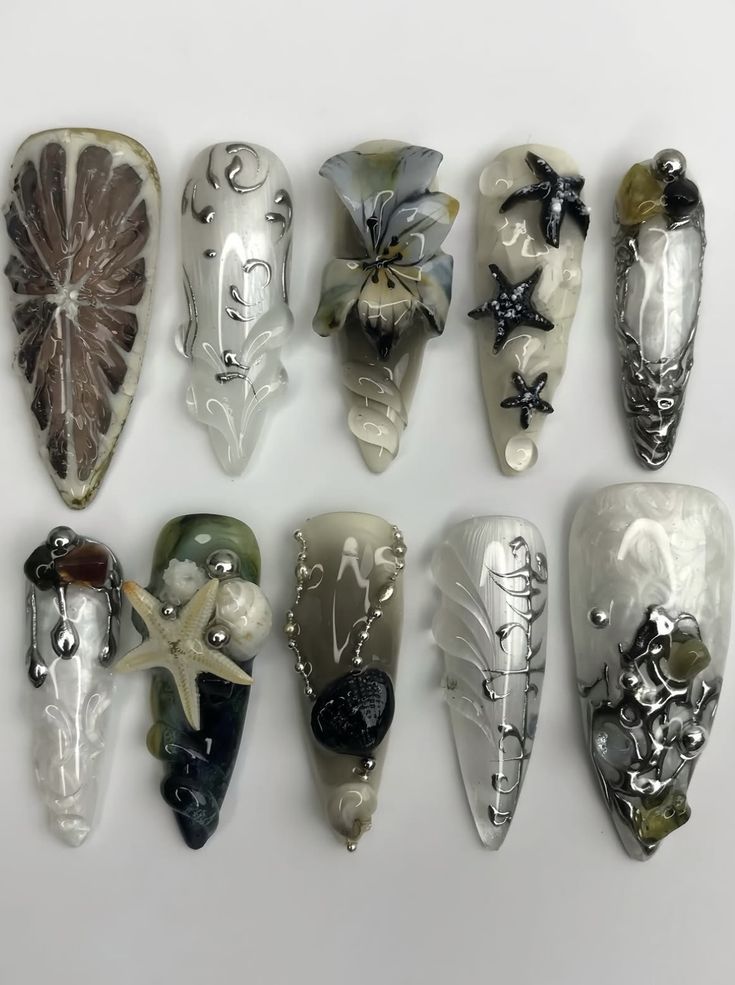 press on nails, custom press on nails, fake nails, Nails Art, stained glass nails, gold press on nails, 3d press on nails, luxury press on nails, handmade press on nails