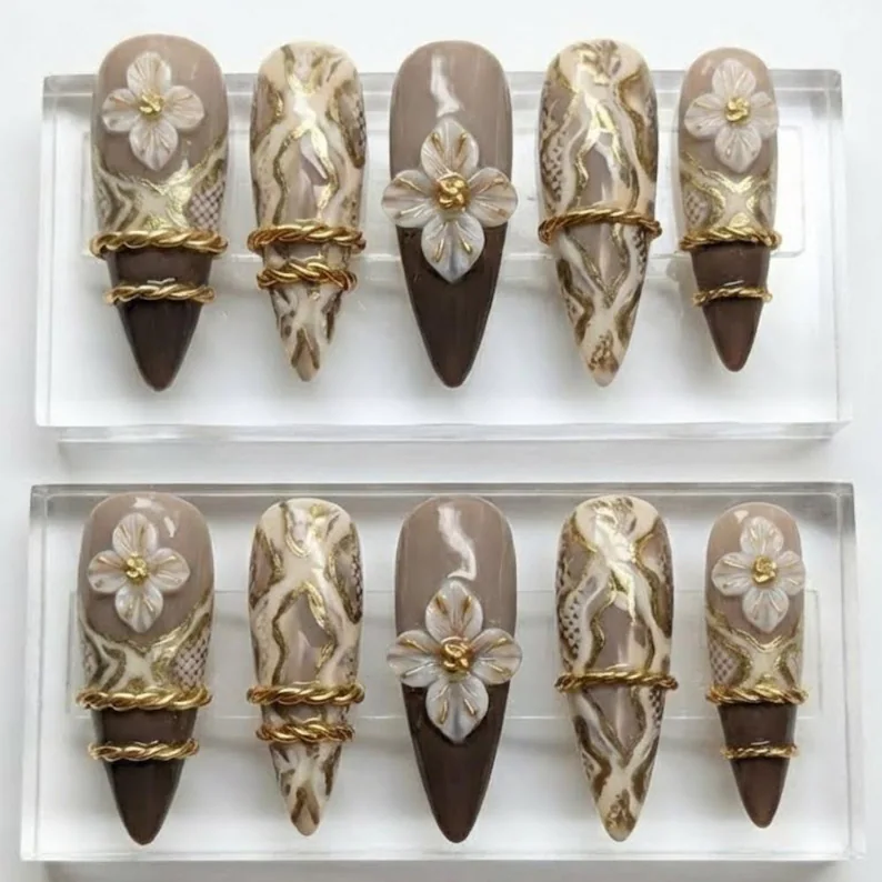 Luxe Nail Set, Floral Nail Design, press on nails, custom press on nails, fake nails, Nails Art, stained glass nails, gold press on nails, 3d press on nails, luxury press on nails, handmade press on nails