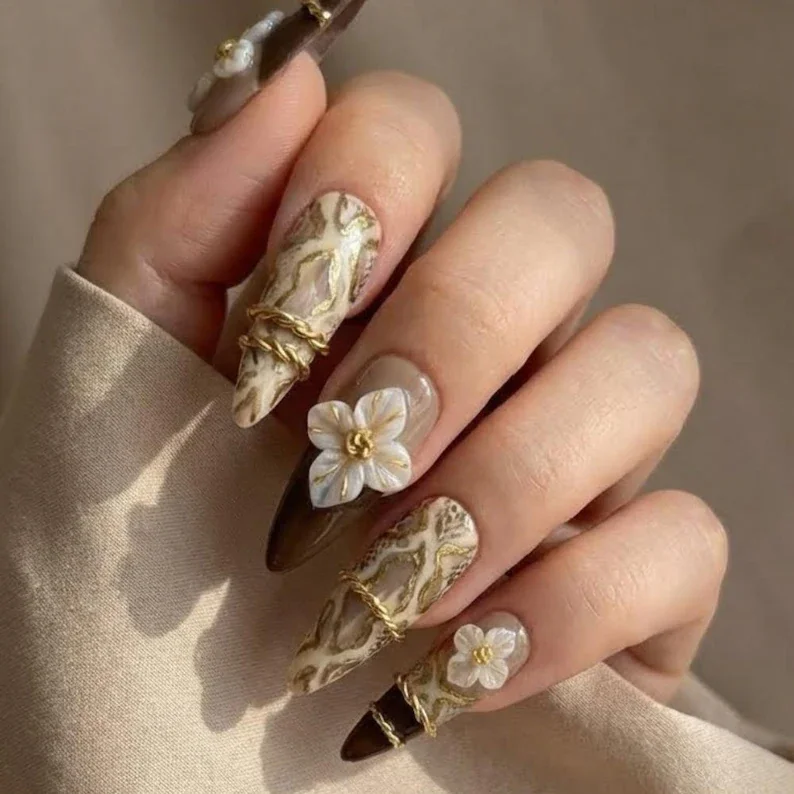 Mocha Marble Nails, Gold Wire Accents, press on nails, custom press on nails, fake nails, Nails Art, stained glass nails, gold press on nails, 3d press on nails, luxury press on nails, handmade press on nails