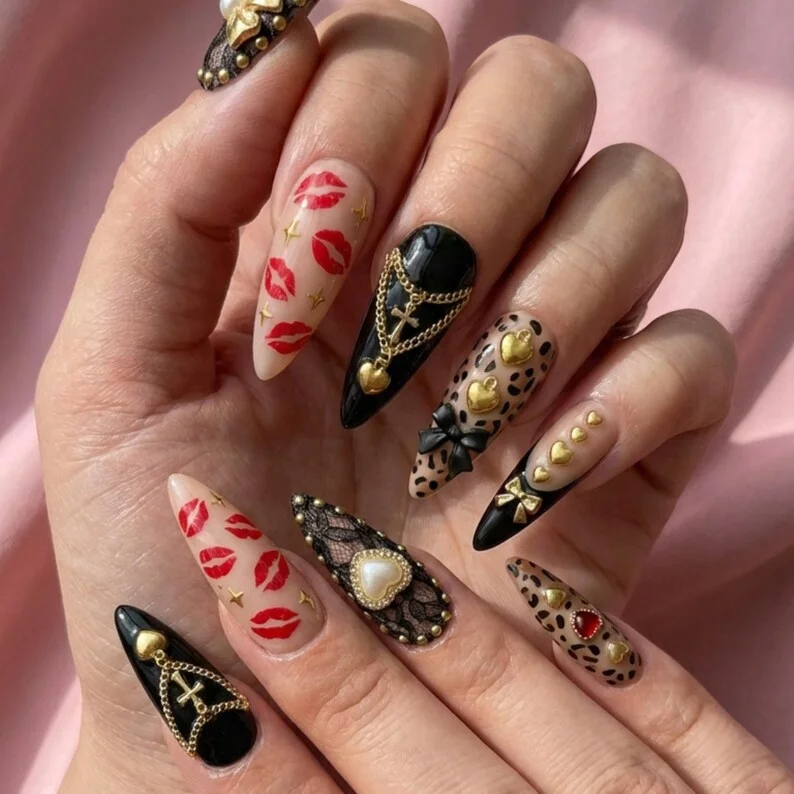 press on nails, custom press on nails, fake nails, Nails Art, stained glass nails, gold press on nails, 3d press on nails, luxury press on nails, handmade press on nails