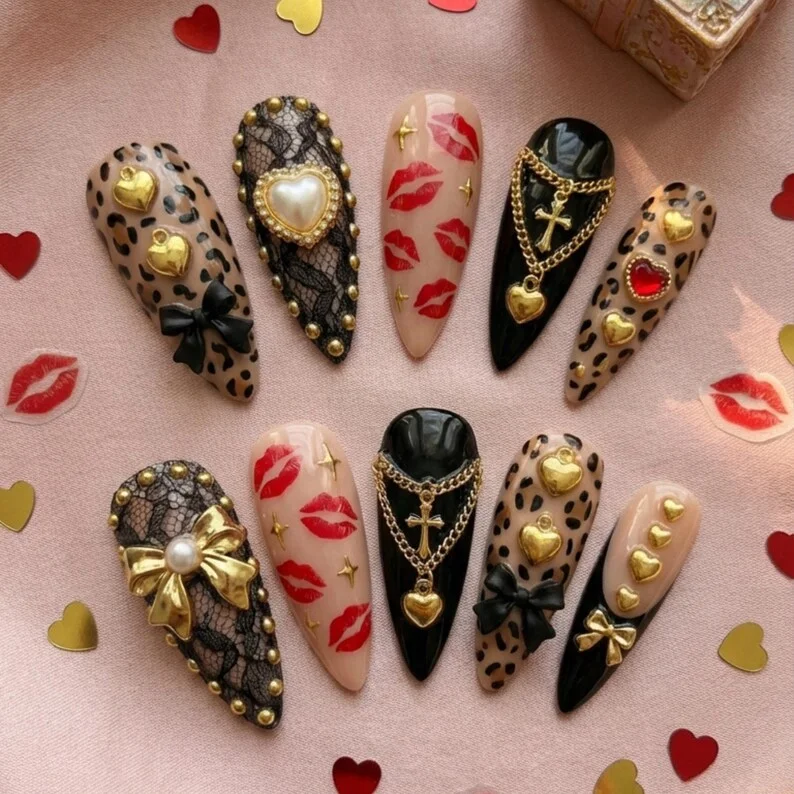 press on nails, custom press on nails, fake nails, Nails Art, stained glass nails, gold press on nails, 3d press on nails, luxury press on nails, handmade press on nails