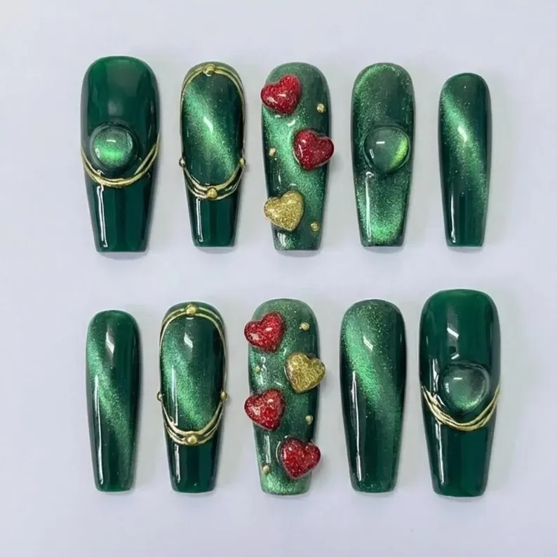 gel style nails, statement nails, press on nails, custom press on nails, fake nails, Nails Art, stained glass nails, gold press on nails, 3d press on nails, luxury press on nails, handmade press on nails