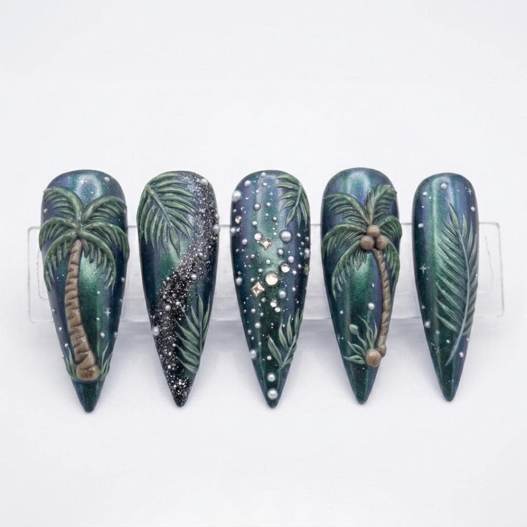 press on nails, custom press on nails, fake nails, Nails Art, stained glass nails, gold press on nails, 3d press on nails, luxury press on nails, handmade press on nails