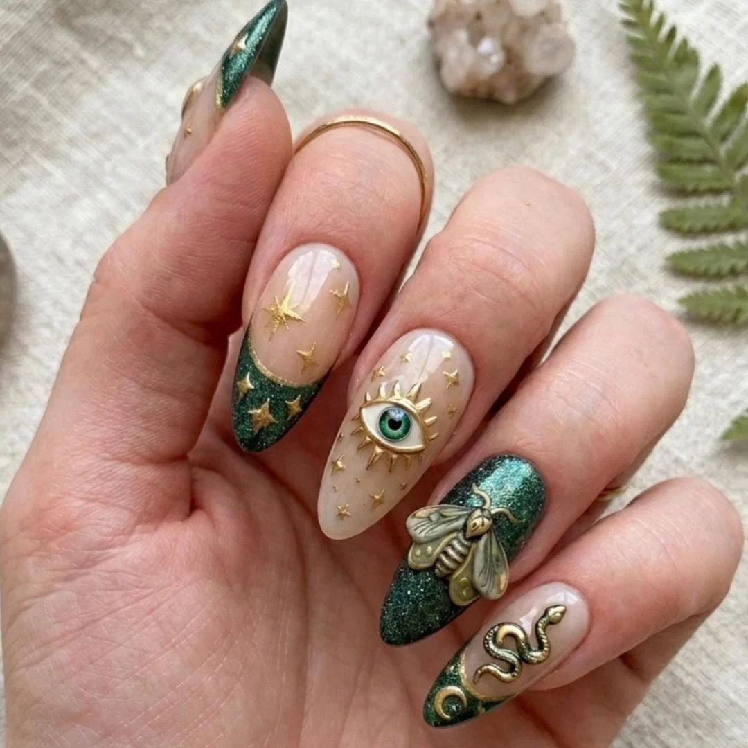 press on nails, custom press on nails, fake nails, Nails Art, stained glass nails, gold press on nails, 3d press on nails, luxury press on nails, handmade press on nails