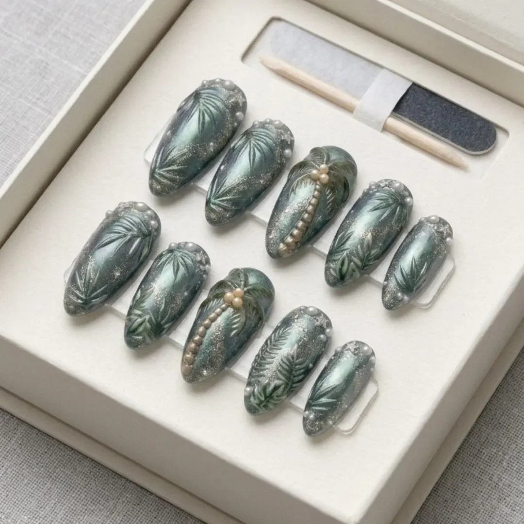 press on nails, custom press on nails, fake nails, Nails Art, stained glass nails, gold press on nails, 3d press on nails, luxury press on nails, handmade press on nails