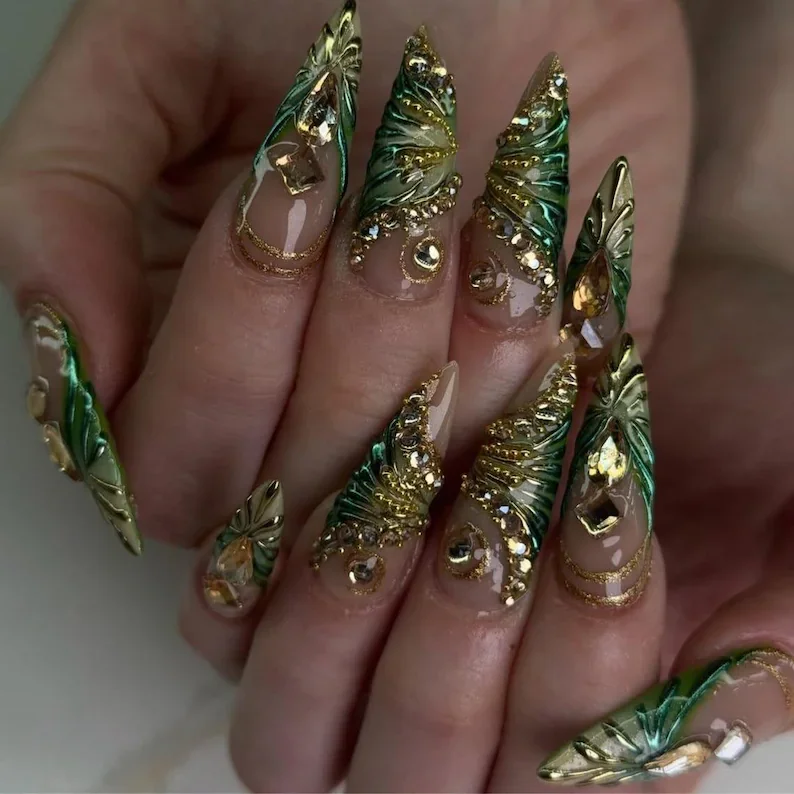 press on nails, custom press on nails, fake nails, Nails Art, stained glass nails, gold press on nails, 3d press on nails, luxury press on nails, handmade press on nails