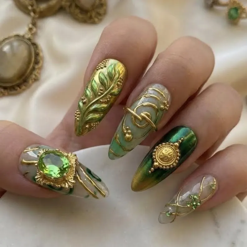 3D elven vines, celtic medallion nails, press on nails, custom press on nails, fake nails, Nails Art, stained glass nails, gold press on nails, 3d press on nails, luxury press on nails, handmade press on nails