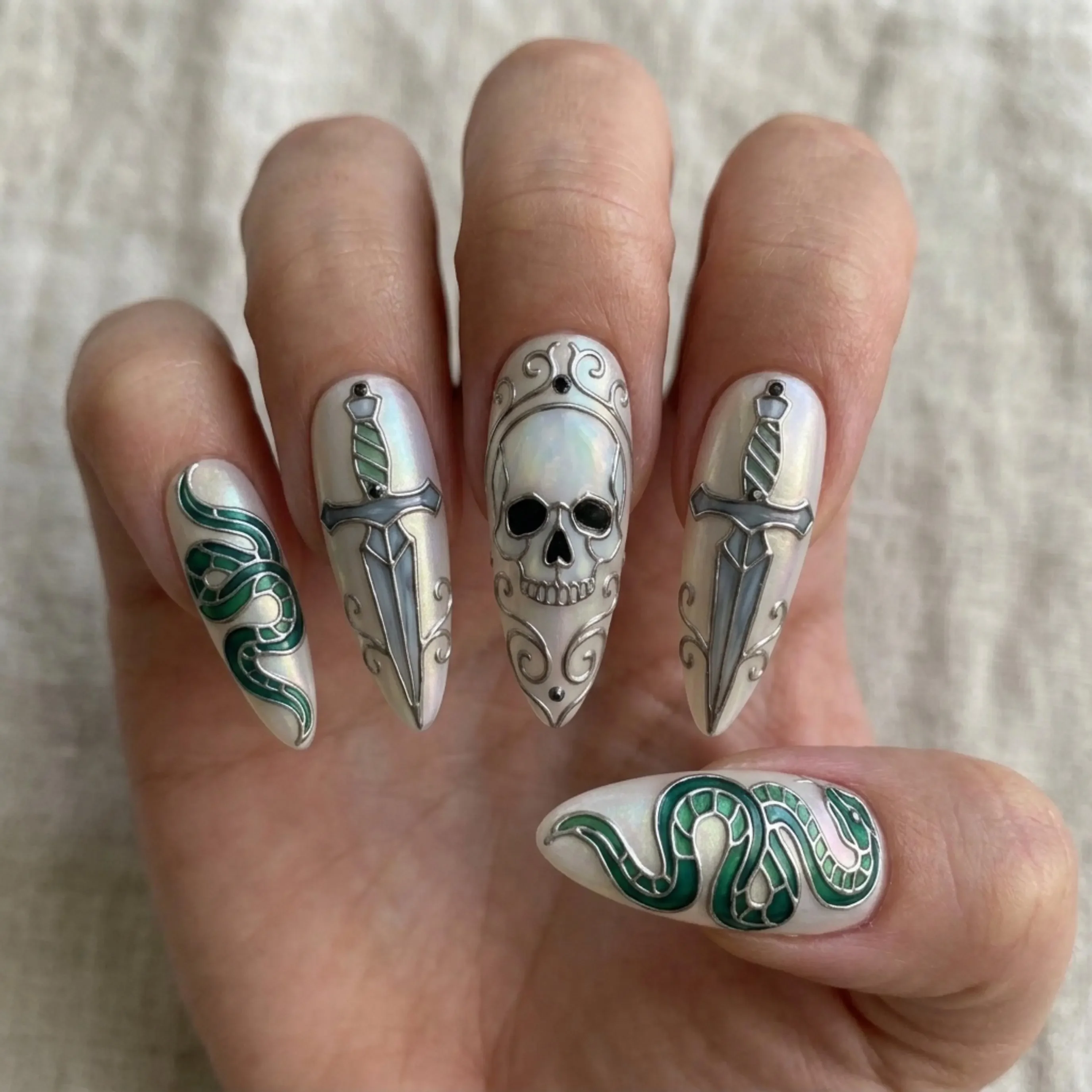press on nails, custom press on nails, fake nails, Nails Art, stained glass nails, gold press on nails, 3d press on nails, luxury press on nails, handmade press on nails