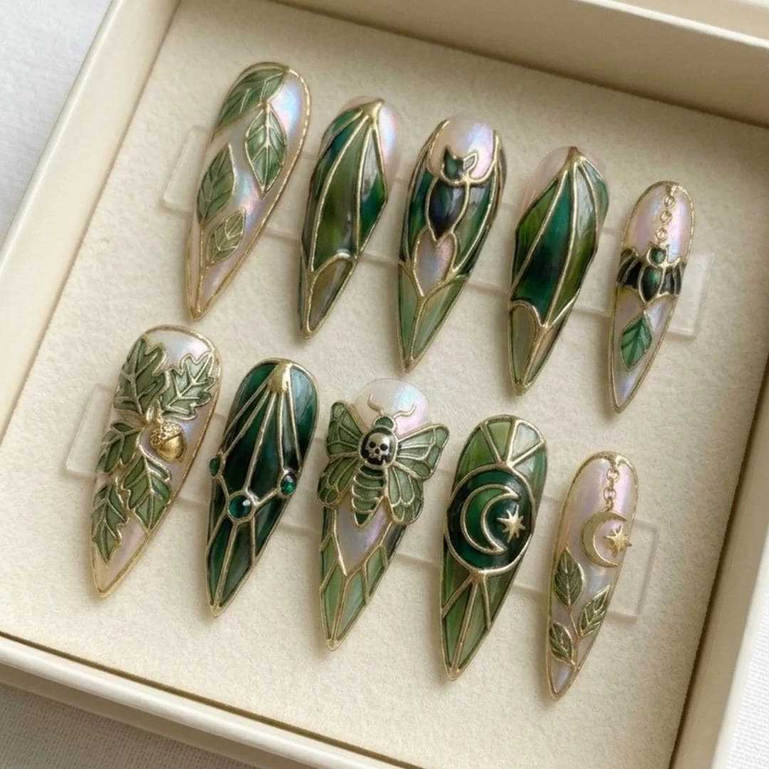 press on nails, custom press on nails, fake nails, Nails Art, stained glass nails, gold press on nails, 3d press on nails, luxury press on nails, handmade press on nails