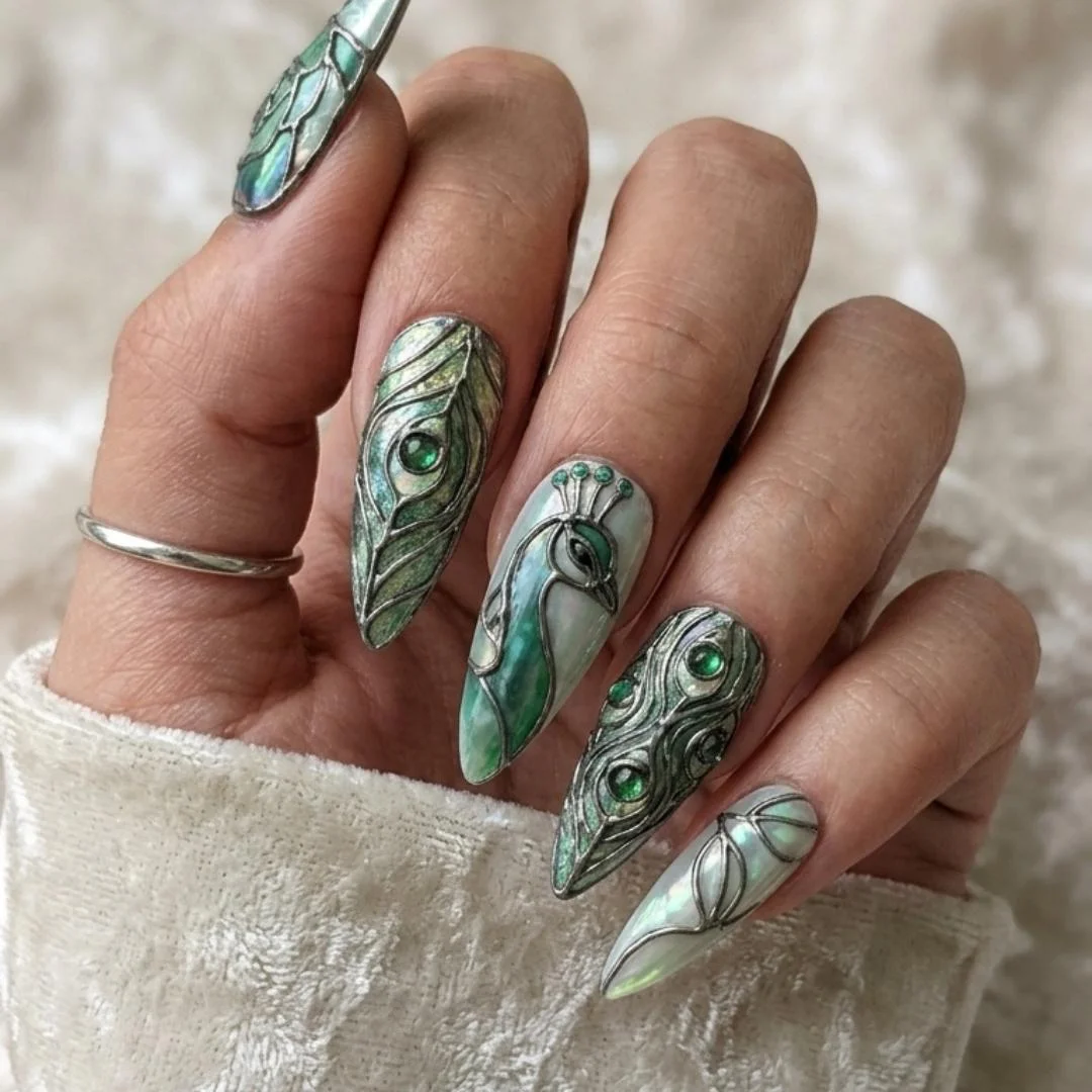 press on nails, custom press on nails, fake nails, Nails Art, stained glass nails, gold press on nails, 3d press on nails, luxury press on nails, handmade press on nails