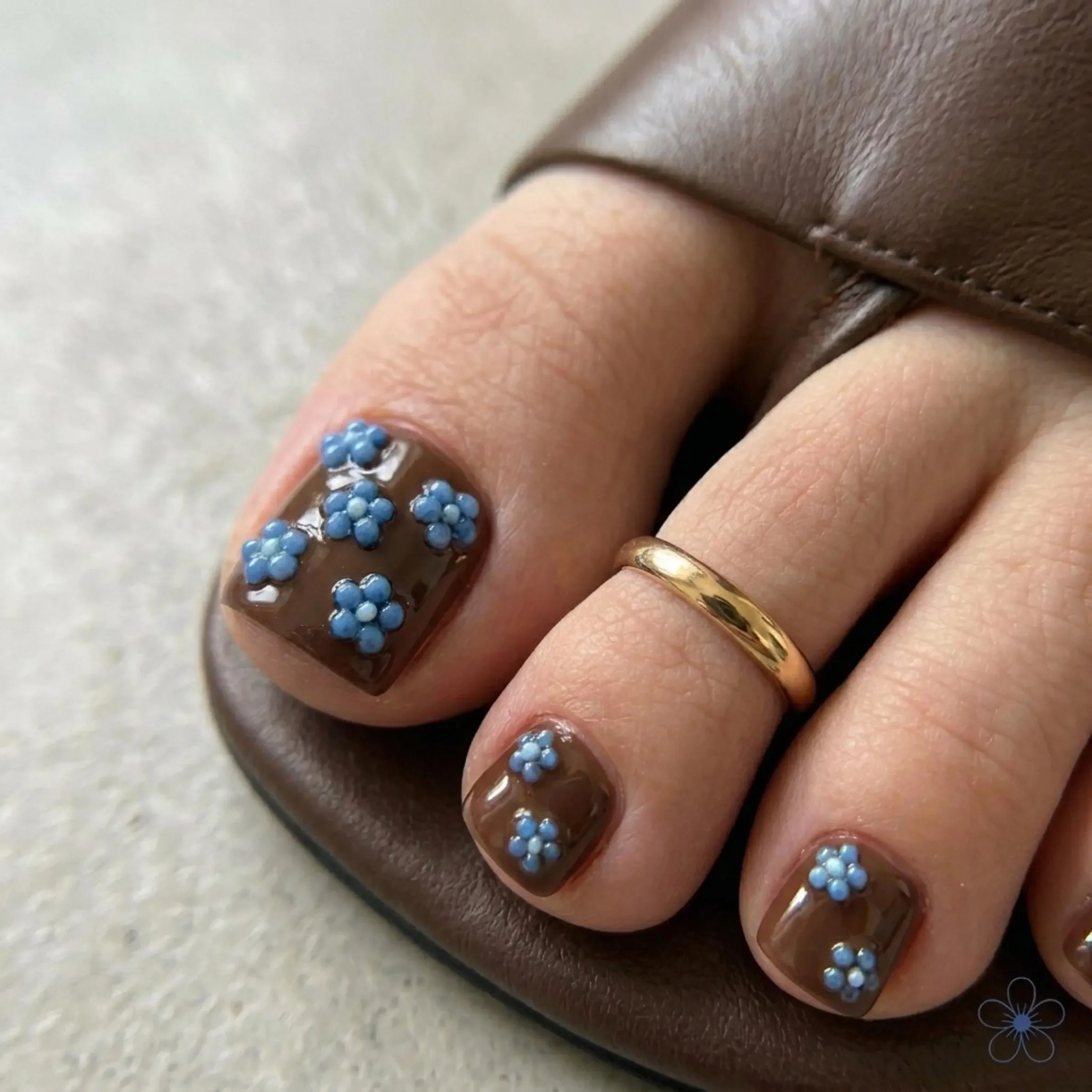deep brown, cornflower blue, press on nails, custom press on nails, fake nails, Nails Art, stained glass nails, gold press on nails, 3d press on nails, luxury press on nails, handmade press on nails
