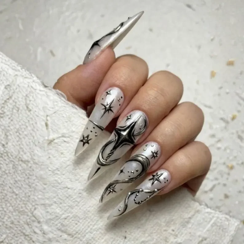 North Star Design, Celestial Starry Night, press on nails, custom press on nails, fake nails, Nails Art, stained glass nails, gold press on nails, 3d press on nails, luxury press on nails, handmade press on nails
