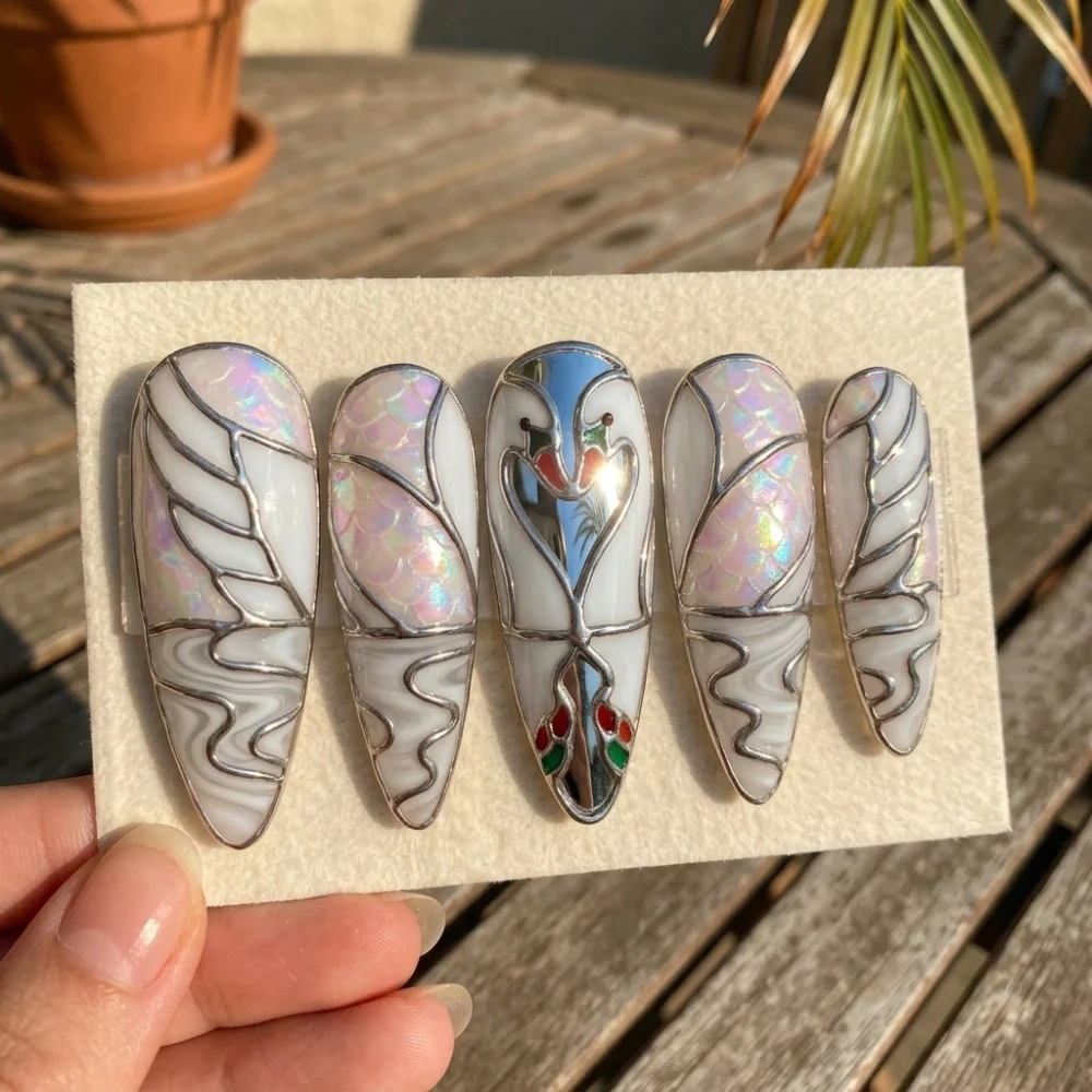 press on nails, swan lake nails, custom press on nails, fake nails, Nails Art, stained glass nails, gold press on nails, 3d press on nails, luxury press on nails, handmade press on nails