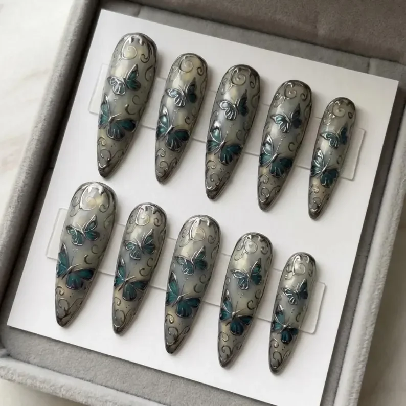 press on nails, luxury 3D chrome, custom press on nails, fake nails, Nails Art, stained glass nails, gold press on nails, 3d press on nails, luxury press on nails, handmade press on nails