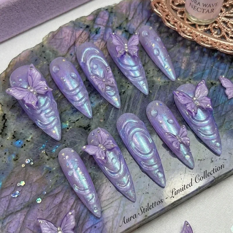 metallic swirl nails, fairycore press on nails, press on nails, custom press on nails, fake nails, Nails Art, stained glass nails, gold press on nails, 3d press on nails, luxury press on nails, handmade press on nails
