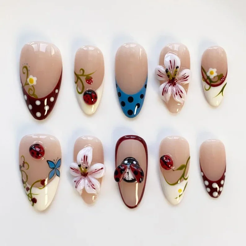 press on nails, custom press on nails, fake nails, Nails Art, stained glass nails, gold press on nails, 3d press on nails, luxury press on nails, handmade press on nails
