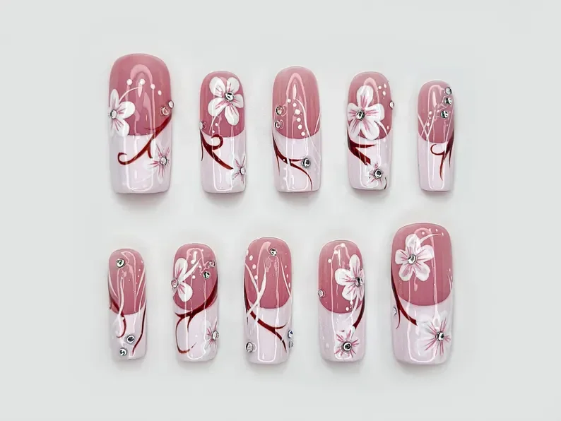 press on nails, custom press on nails, fake nails, Nails Art, stained glass nails, gold press on nails, 3d press on nails, luxury press on nails, handmade press on nails