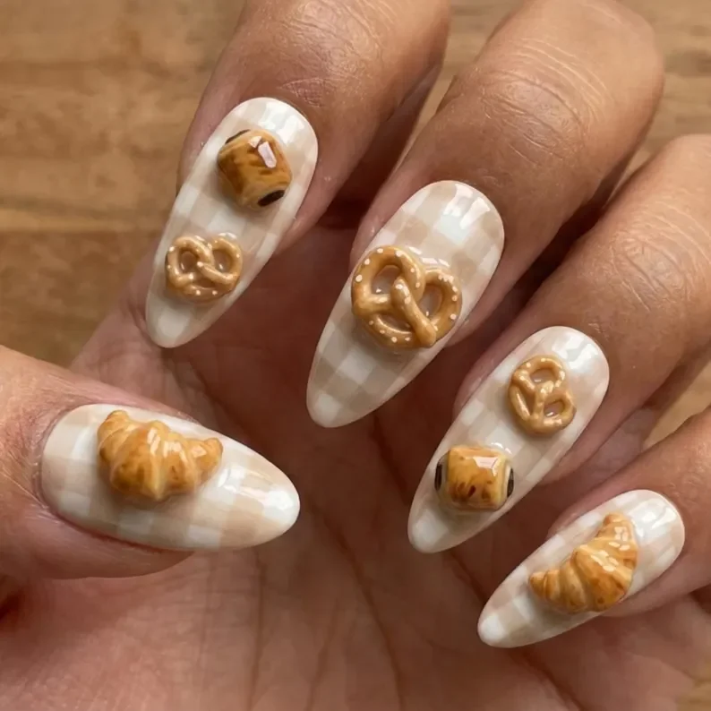 press on nails, custom press on nails, fake nails, Nails Art, stained glass nails, gold press on nails, 3d press on nails, luxury press on nails, handmade press on nails