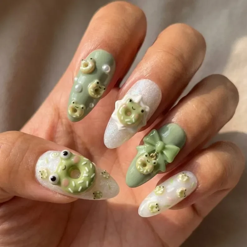 sweet treat nails, bakery style nails, press on nails, custom press on nails, fake nails, Nails Art, stained glass nails, gold press on nails, 3d press on nails, luxury press on nails, handmade press on nails