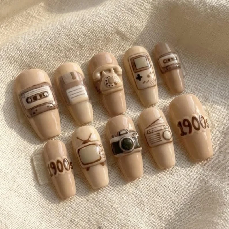 1990s nail design, patient with me, press on nails, custom press on nails, fake nails, Nails Art, stained glass nails, gold press on nails, 3d press on nails, luxury press on nails, handmade press on nails