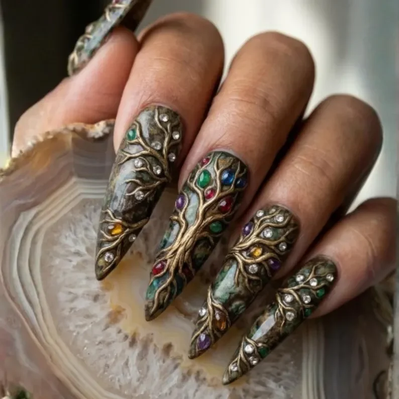press on nails, custom press on nails, fake nails, Nails Art, stained glass nails, gold press on nails, 3d press on nails, luxury press on nails, handmade press on nails