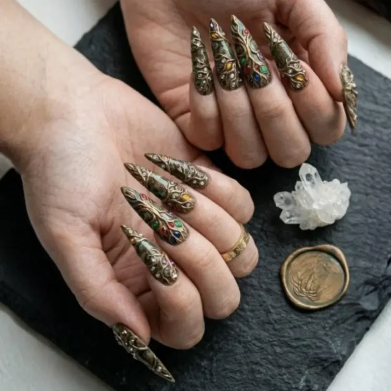 press on nails, custom press on nails, fake nails, Nails Art, stained glass nails, gold press on nails, 3d press on nails, luxury press on nails, handmade press on nails