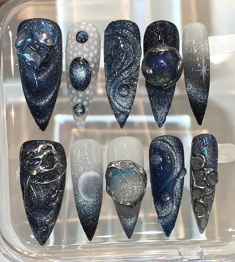 press on nails, custom press on nails, fake nails, Nails Art, stained glass nails, gold press on nails, 3d press on nails, luxury press on nails, handmade press on nails