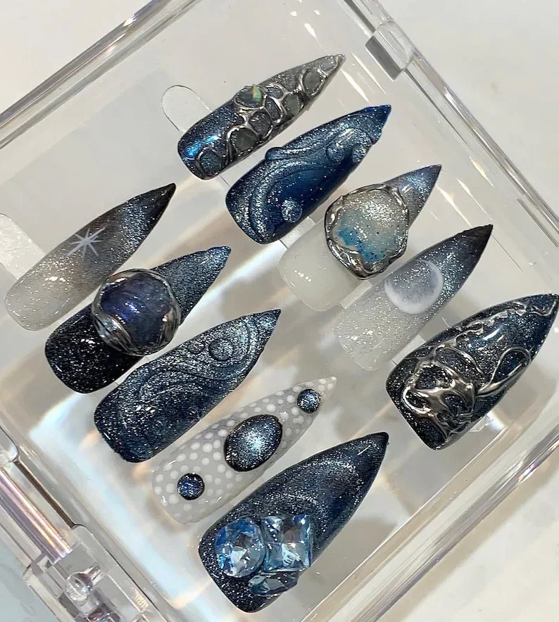 press on nails, custom press on nails, fake nails, Nails Art, stained glass nails, gold press on nails, 3d press on nails, luxury press on nails, handmade press on nails