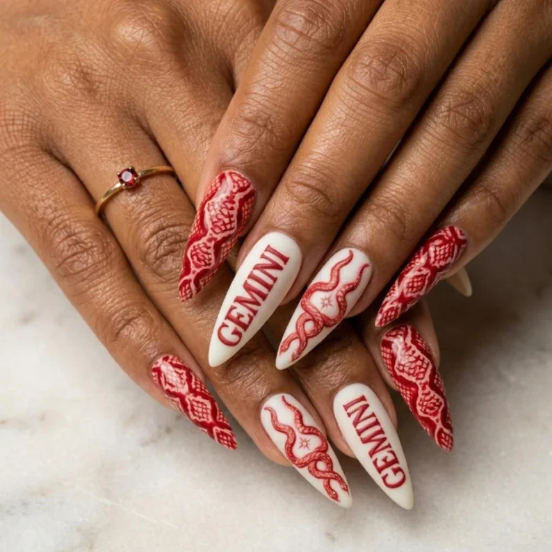 press on nails, custom press on nails, fake nails, Nails Art, stained glass nails, gold press on nails, 3d press on nails, luxury press on nails, handmade press on nails
