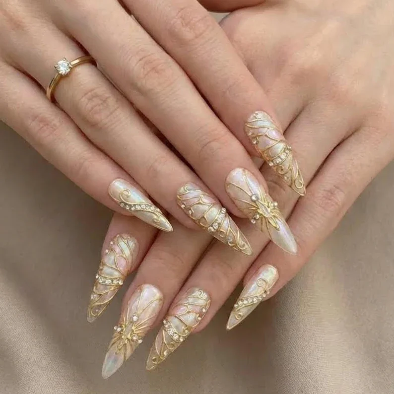 glam nail art, elegant press ons, press on nails, custom press on nails, fake nails, Nails Art, stained glass nails, gold press on nails, 3d press on nails, luxury press on nails, handmade press on nails