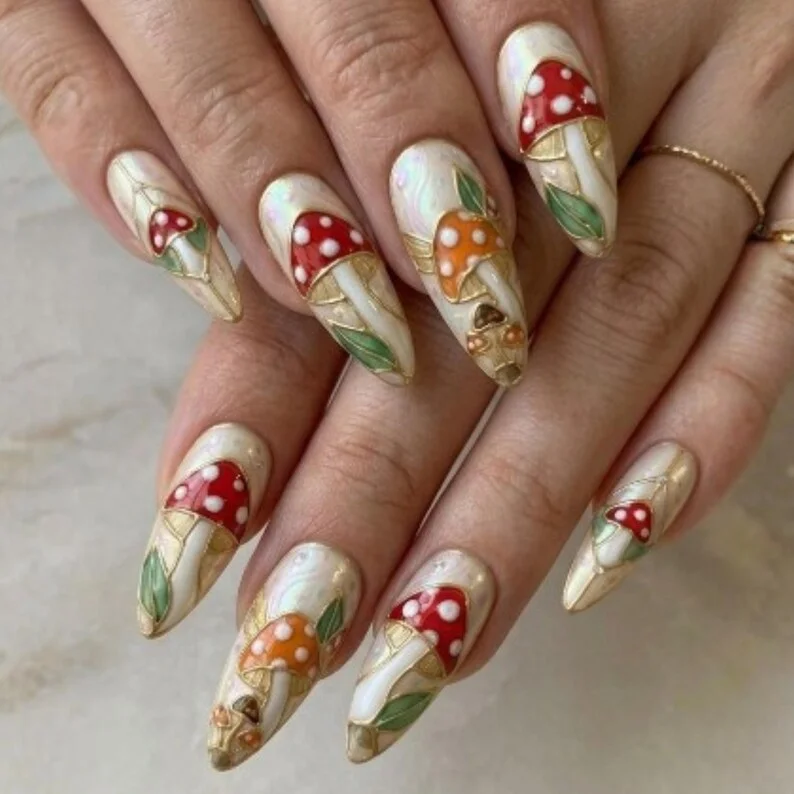 press on nails, custom press on nails, fake nails, Nails Art, stained glass nails, gold press on nails, 3d press on nails, luxury press on nails, handmade press on nails