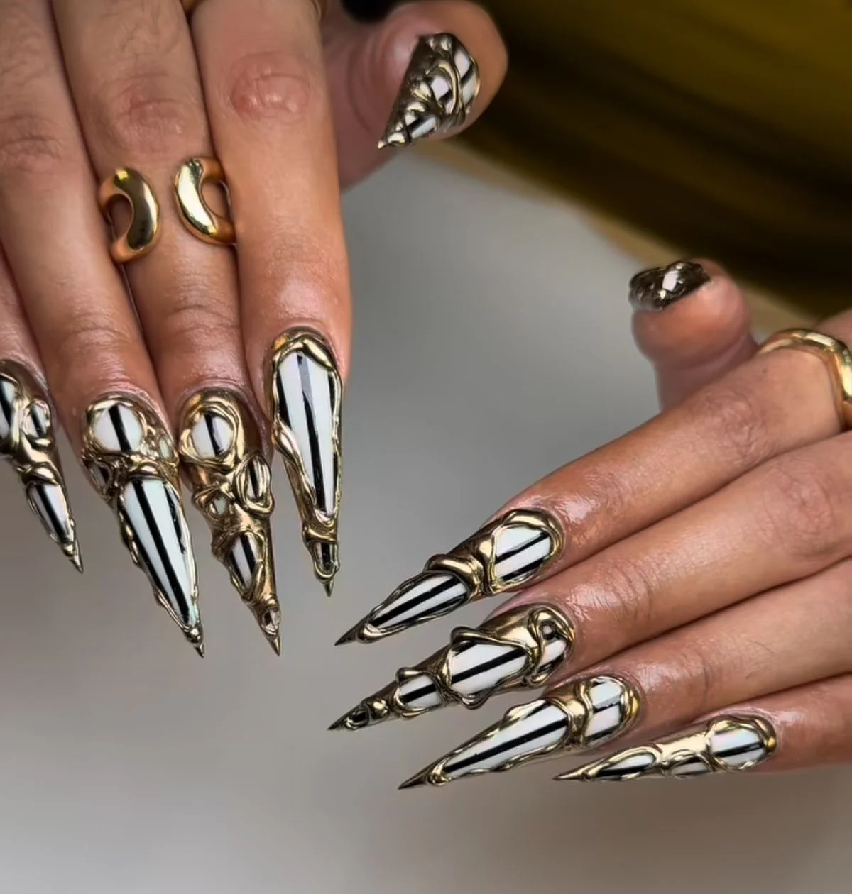 press on nails, custom press on nails, fake nails, Nails Art, stained glass nails, gold press on nails, 3d press on nails, luxury press on nails, handmade press on nails
