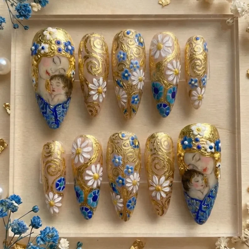 press on nails, custom press on nails, fake nails, Nails Art, stained glass nails, gold press on nails, 3d press on nails, luxury press on nails, handmade press on nails