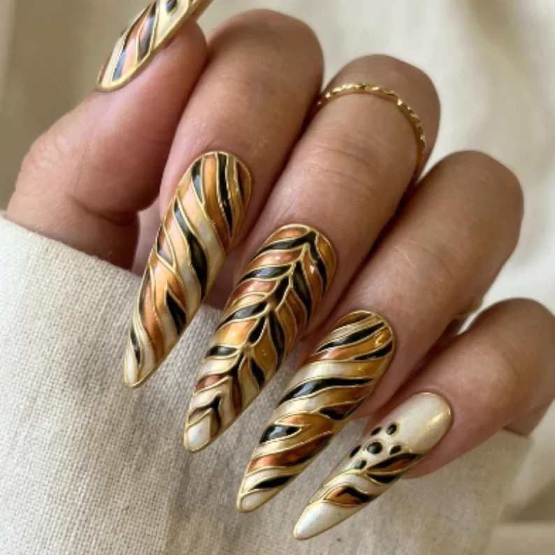 golden safari, animal print nails, press on nails, custom press on nails, fake nails, Nails Art, stained glass nails, gold press on nails, 3d press on nails, luxury press on nails, handmade press on nails