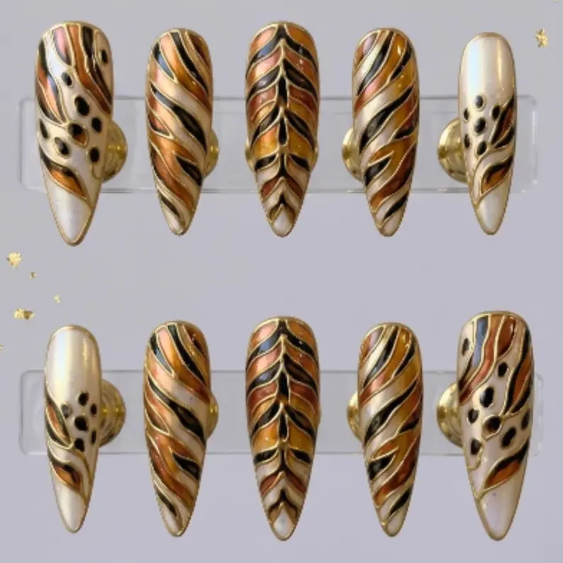 press on nails, iridescent nails, custom press on nails, fake nails, Nails Art, stained glass nails, gold press on nails, 3d press on nails, luxury press on nails, handmade press on nails