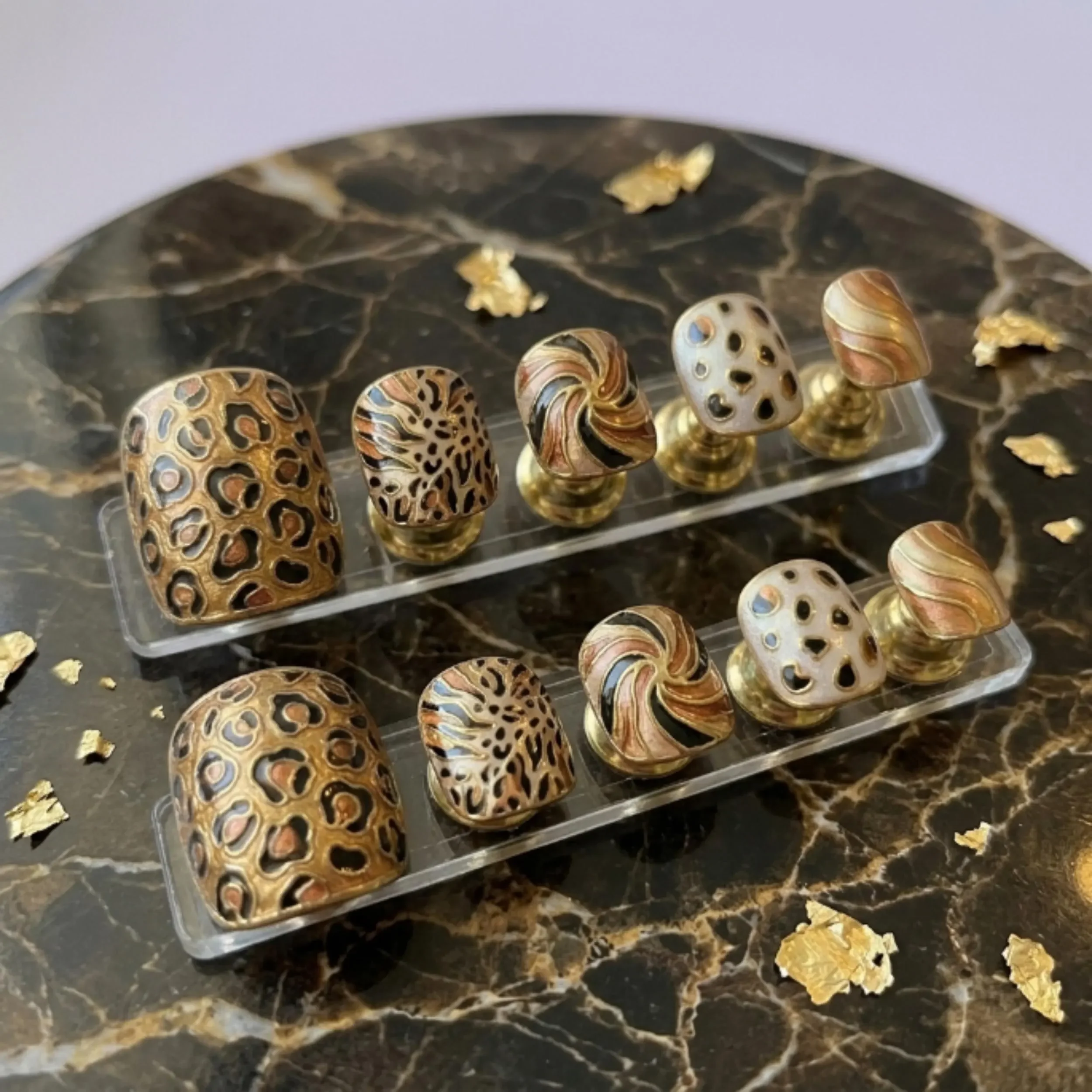 golden safari, cloisonné design, press on nails, custom press on nails, fake nails, Nails Art, stained glass nails, gold press on nails, 3d press on nails, luxury press on nails, handmade press on nails