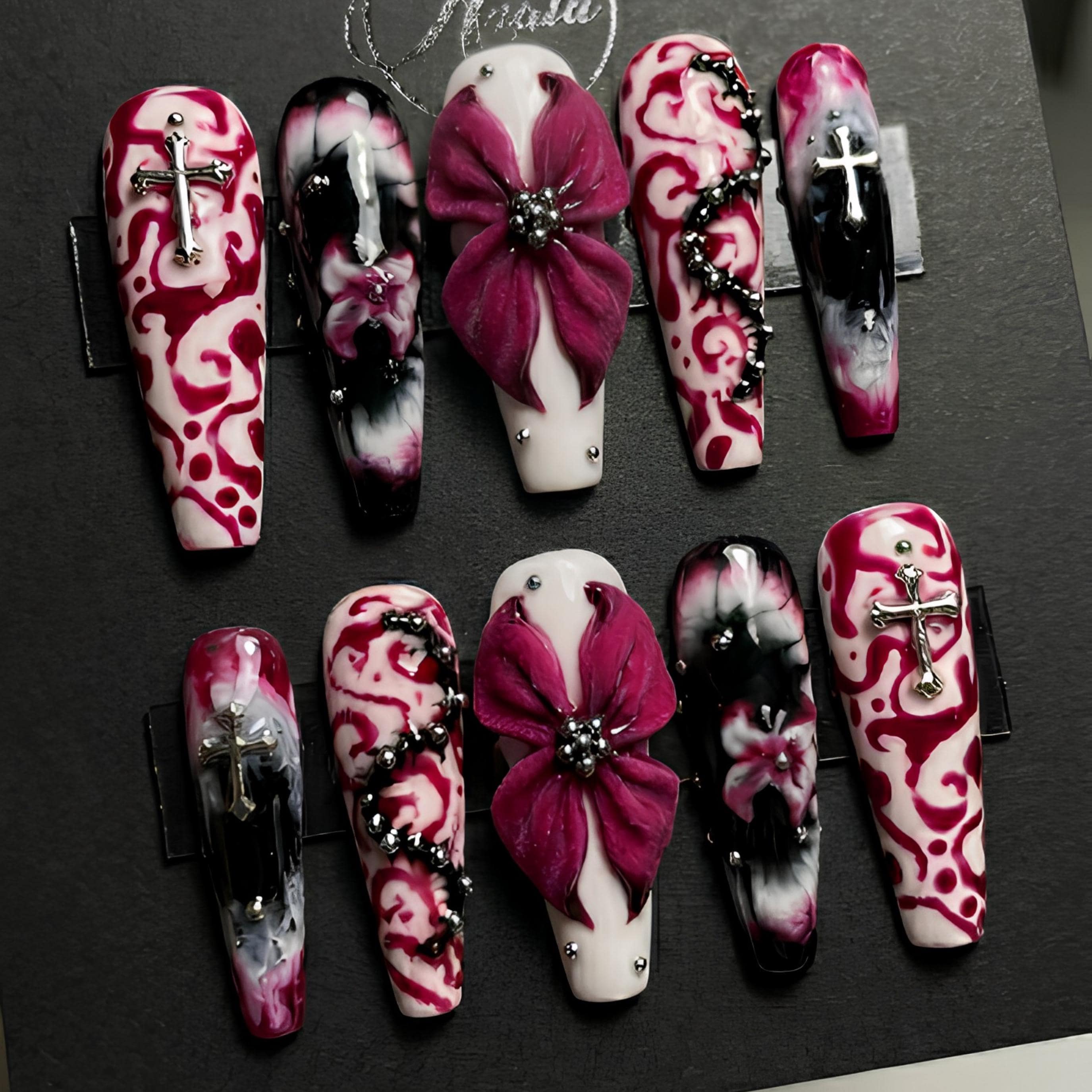press on nails, custom press on nails, fake nails, Nails Art, stained glass nails, gold press on nails, 3d press on nails, luxury press on nails, handmade press on nails