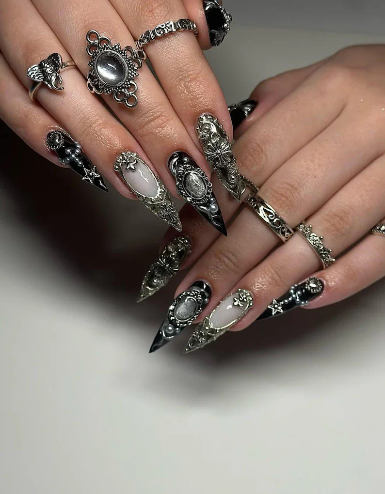 press on nails, custom press on nails, fake nails, Nails Art, stained glass nails, gold press on nails, 3d press on nails, luxury press on nails, handmade press on nails