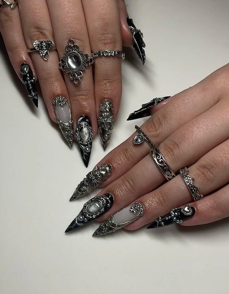 press on nails, custom press on nails, fake nails, Nails Art, stained glass nails, gold press on nails, 3d press on nails, luxury press on nails, handmade press on nails