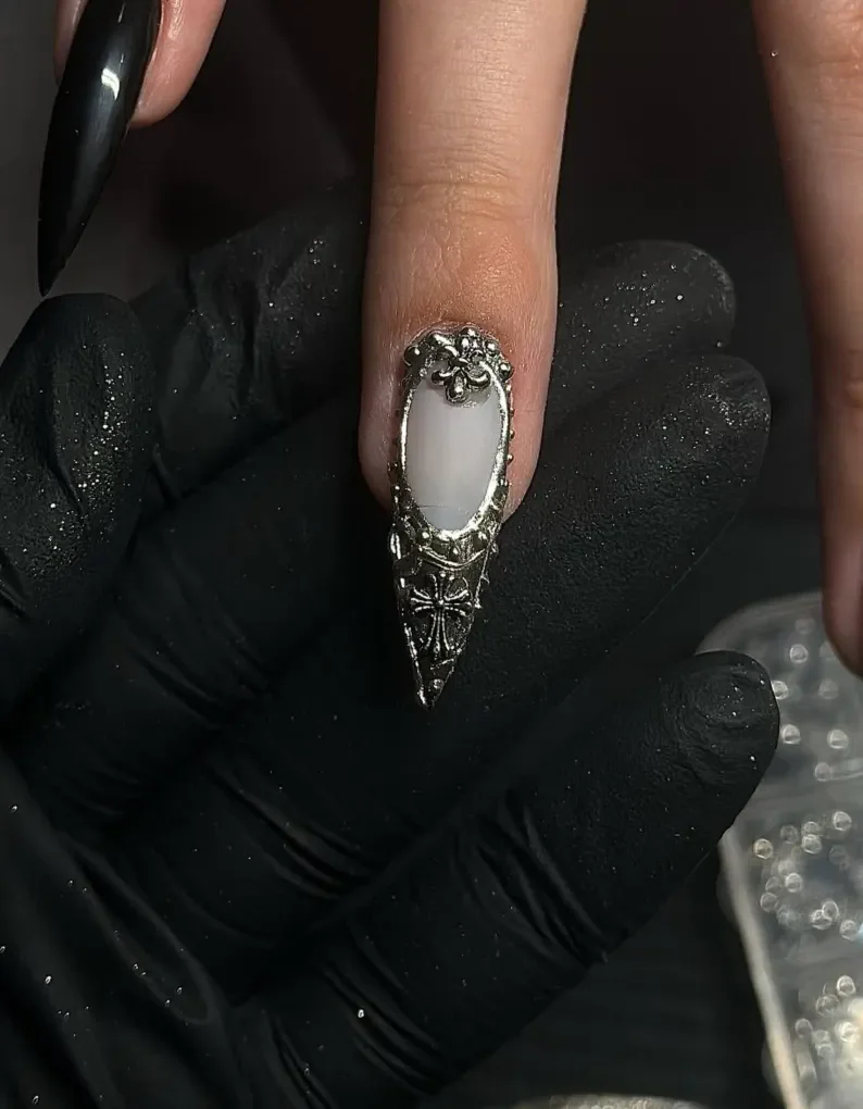 press on nails, custom press on nails, fake nails, Nails Art, stained glass nails, gold press on nails, 3d press on nails, luxury press on nails, handmade press on nails
