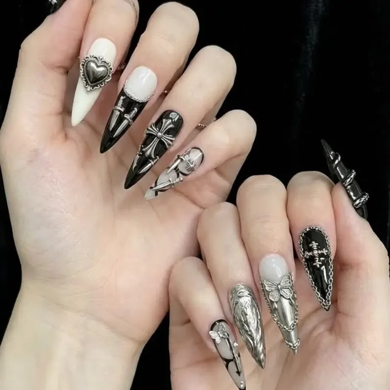 luxury press on nails, grunge nail style, press on nails, custom press on nails, fake nails, Nails Art, stained glass nails, gold press on nails, 3d press on nails, handmade press on nails