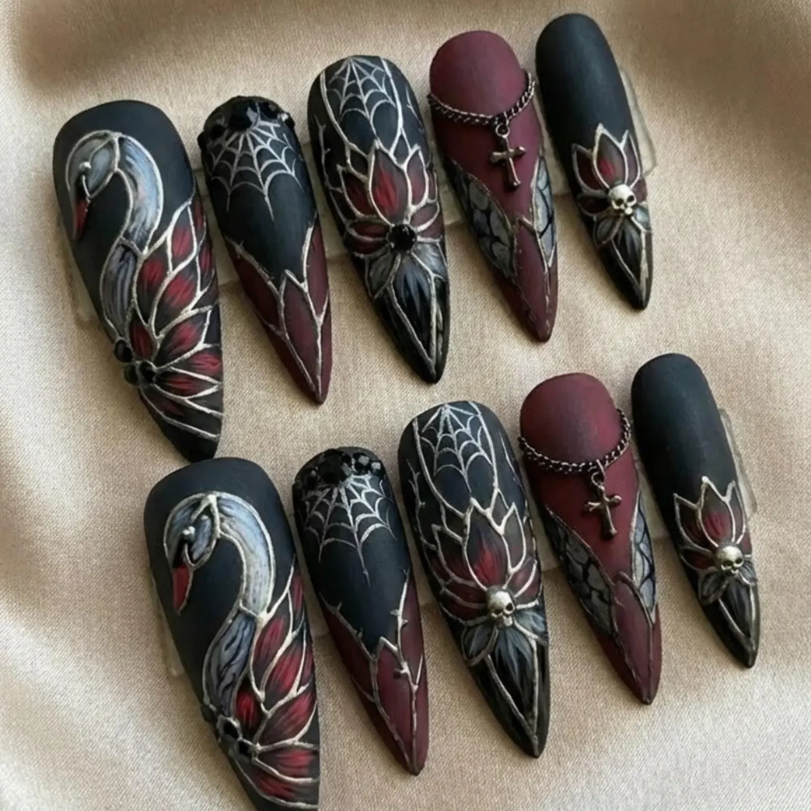 gothic press on nails, black swan nails, press on nails, custom press on nails, fake nails, Nails Art, stained glass nails, gold press on nails, 3d press on nails, luxury press on nails, handmade press on nails