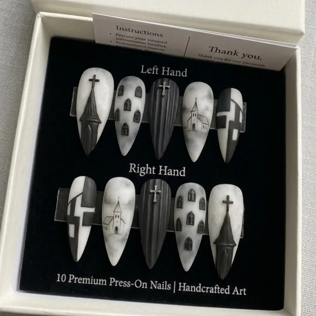 press on nails, custom press on nails, fake nails, Nails Art, stained glass nails, gold press on nails, 3d press on nails, luxury press on nails, handmade press on nails