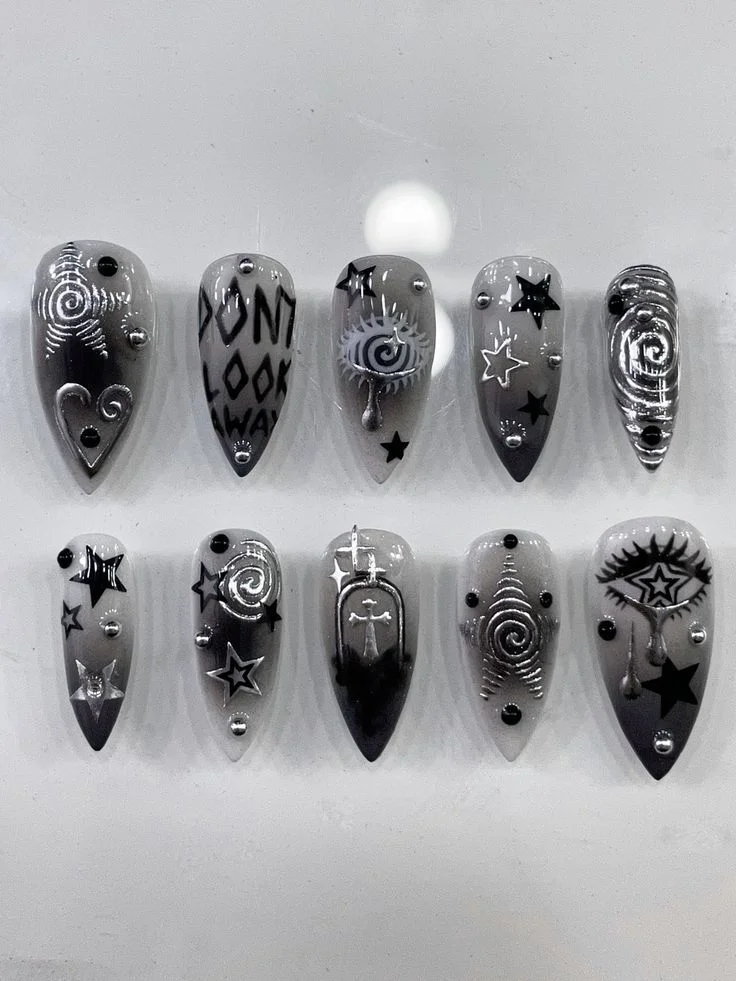 press on nails, custom press on nails, fake nails, Nails Art, stained glass nails, gold press on nails, 3d press on nails, luxury press on nails, handmade press on nails