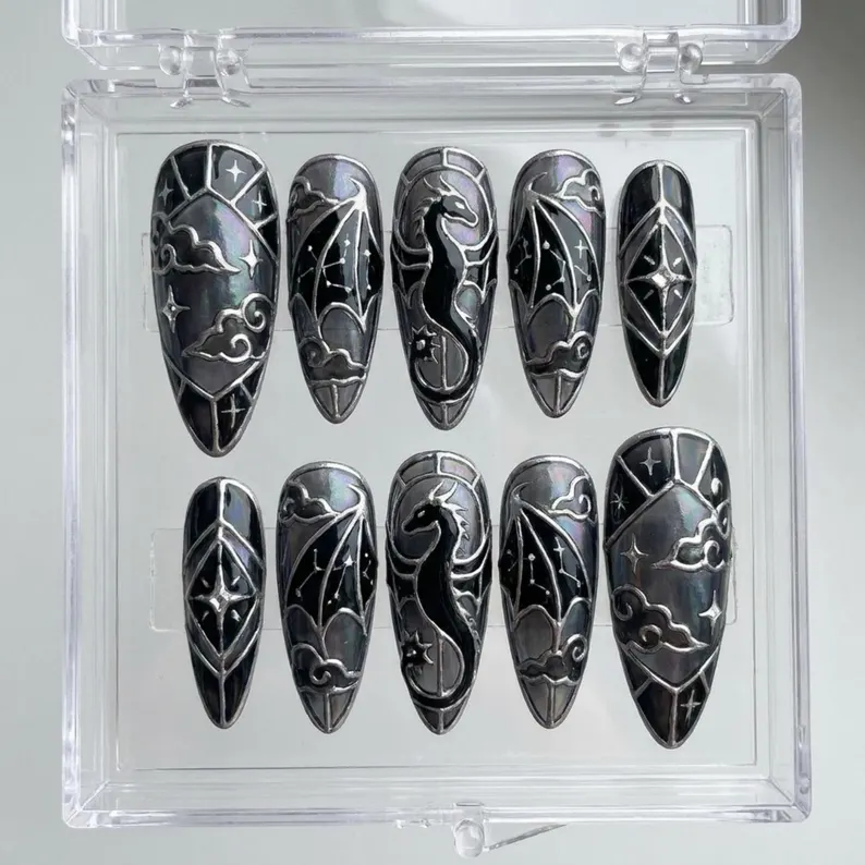 press on nails, custom press on nails, fake nails, Nails Art, stained glass nails, gold press on nails, 3d press on nails, luxury press on nails, handmade press on nails