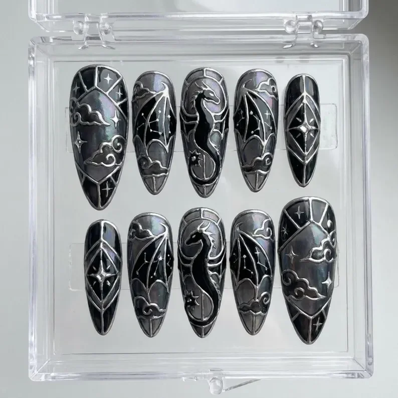press on nails, custom press on nails, fake nails, Nails Art, stained glass nails, gold press on nails, 3d press on nails, luxury press on nails, handmade press on nails