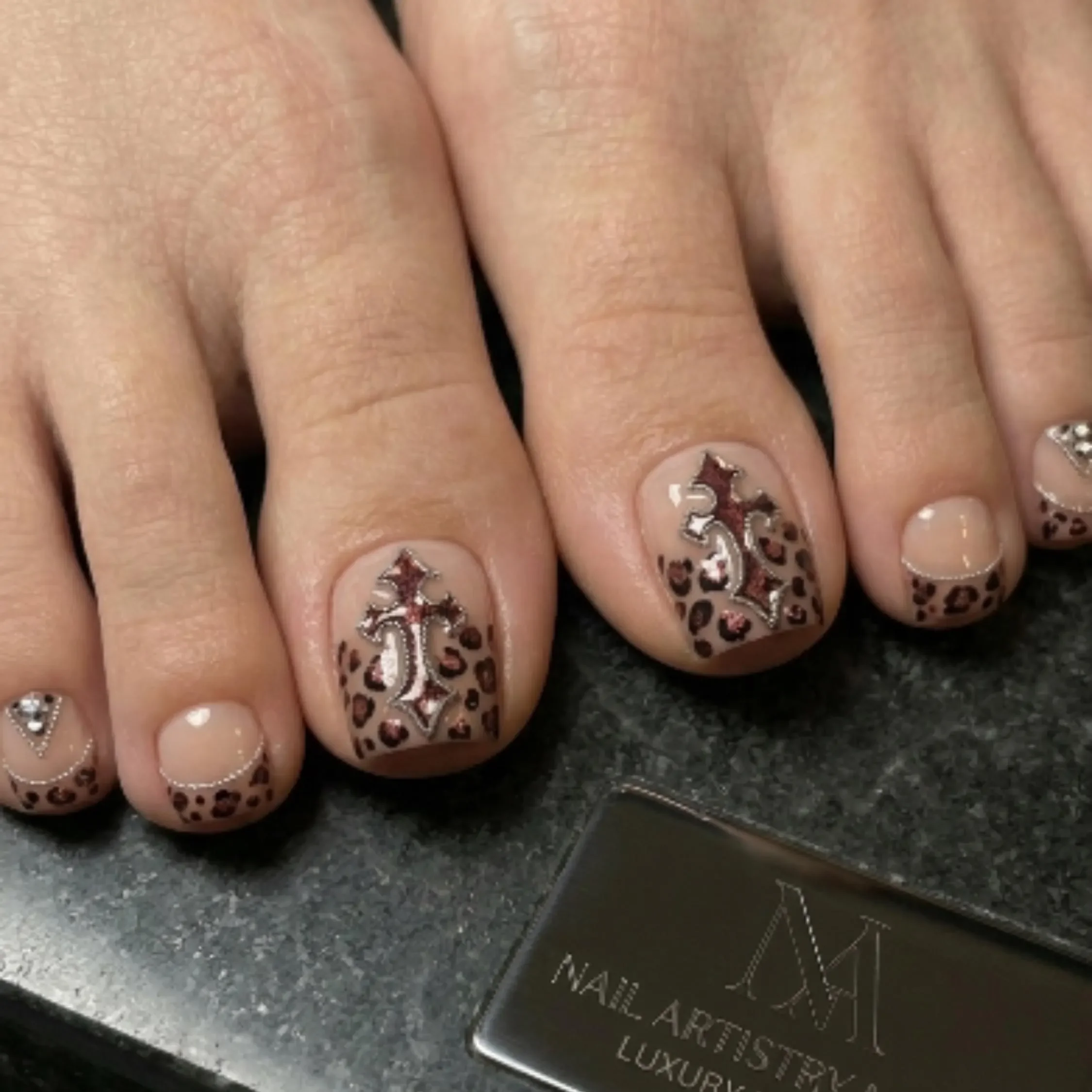 press on toes, red glitter, press on nails, custom press on nails, fake nails, Nails Art, stained glass nails, gold press on nails, 3d press on nails, luxury press on nails, handmade press on nails
