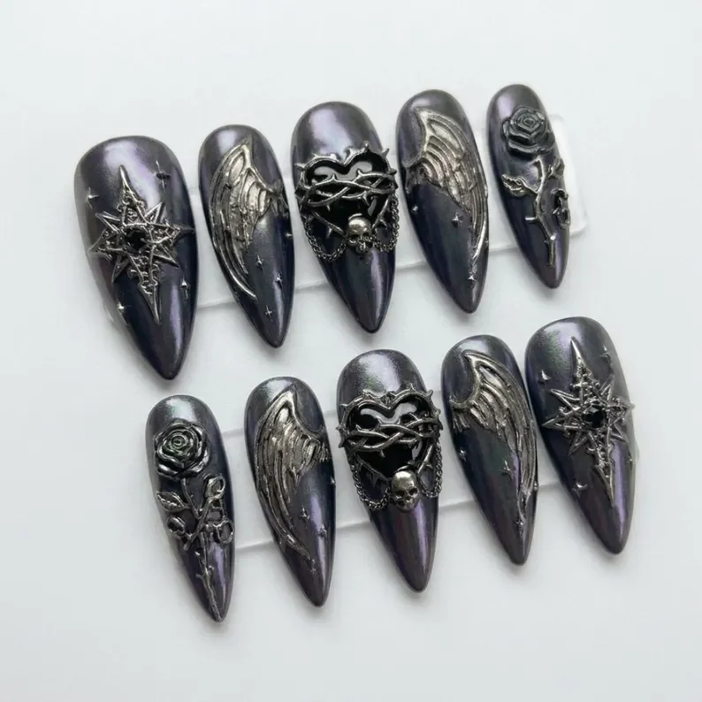 press on nails, custom press on nails, fake nails, Nails Art, stained glass nails, gold press on nails, 3d press on nails, luxury press on nails, handmade press on nails